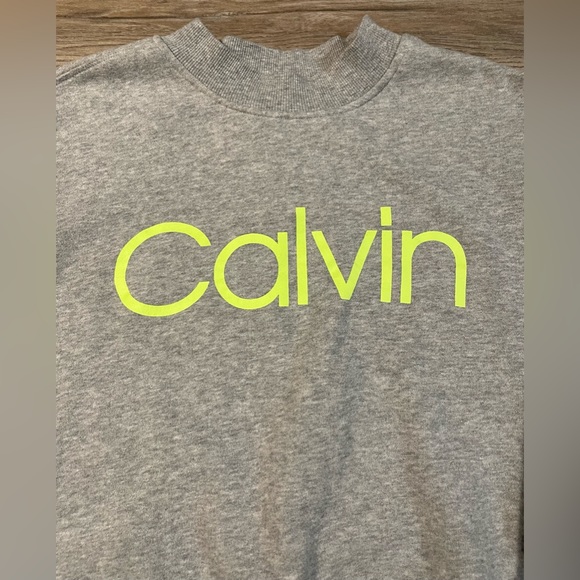 Women’s Calvin Klein sweatshirt - Picture 3 of 5